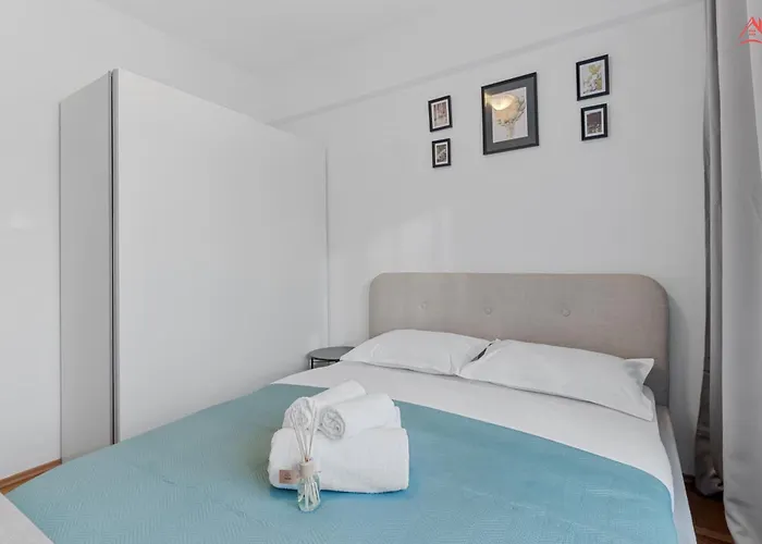 Apartament Eroilor Amazing Dambovita View Bucureşti