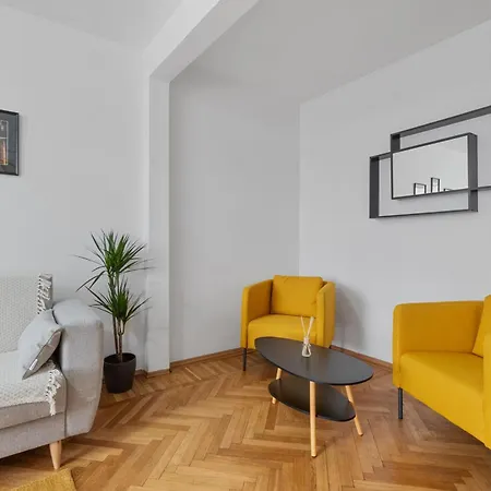 Apartament Eroilor Amazing Dambovita View