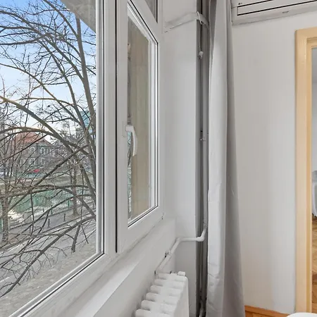 Apartment Eroilor Amazing Dambovita View Bukarest