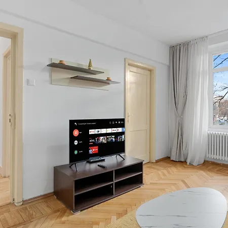 Apartment Eroilor Amazing Dambovita View Bukarest