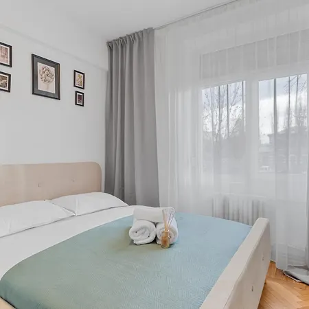 Apartment Eroilor Amazing Dambovita View Bucharest