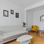 Eroilor Amazing Dambovita View Appartement *