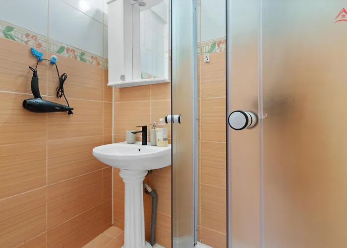 Apartment Eroilor Amazing Dambovita View *